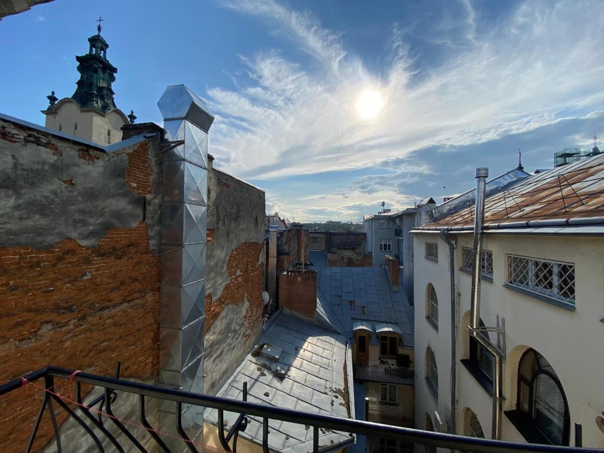 Grand Apartments On Rynok Square Lemberg Exterior foto