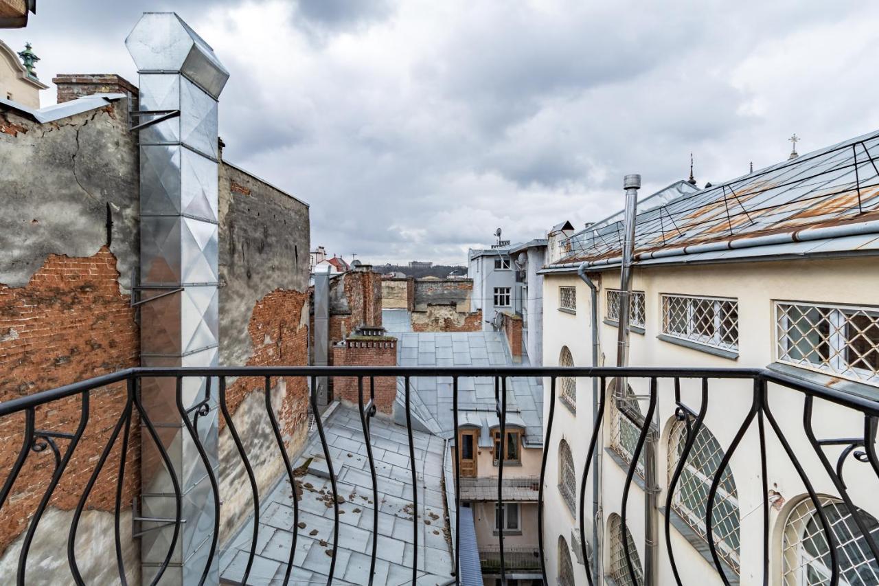 Grand Apartments On Rynok Square Lemberg Exterior foto