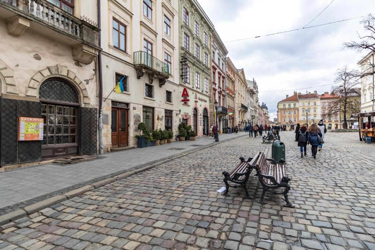 Grand Apartments On Rynok Square Lemberg Exterior foto