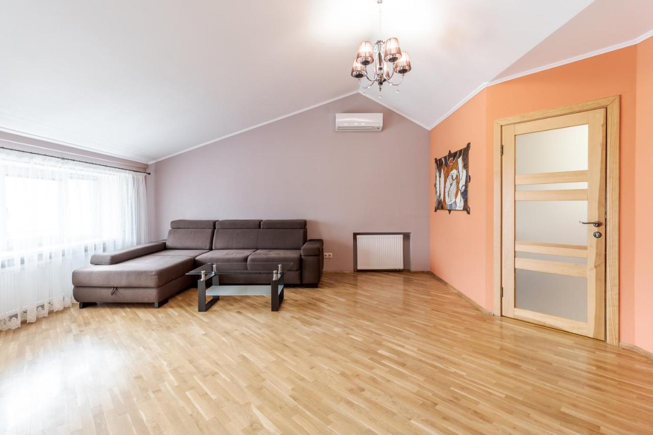 Grand Apartments On Rynok Square Lemberg Exterior foto